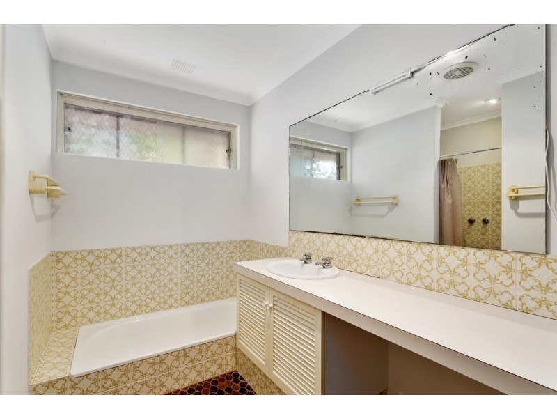 653 Karrinyup Rd, Stirling WA 6021