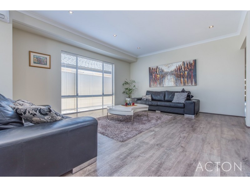 4 TRISTAN WAY, Alkimos WA 6038
