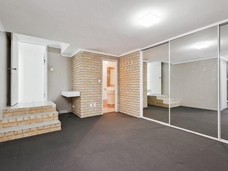 94 Talbot Drive, Kingsley WA 6026