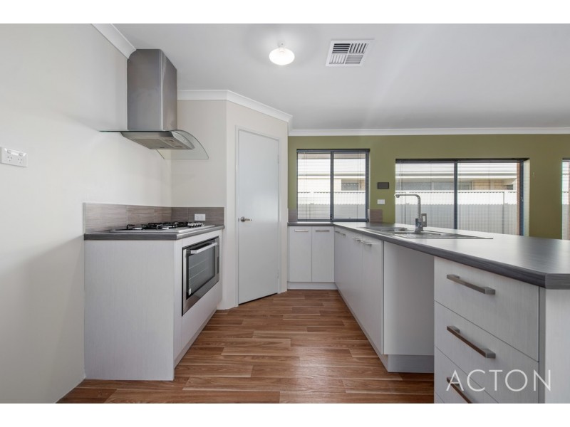 9 LOGGERHEAD ROAD, Alkimos WA 6038