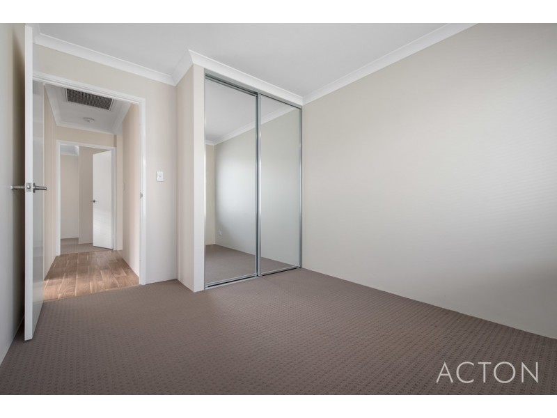 9 LOGGERHEAD ROAD, Alkimos WA 6038