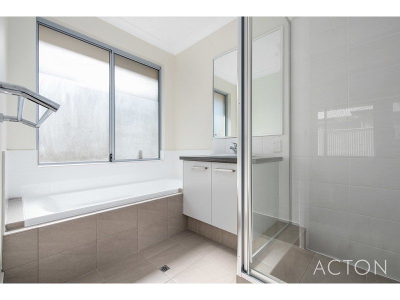 9 LOGGERHEAD ROAD, Alkimos WA 6038