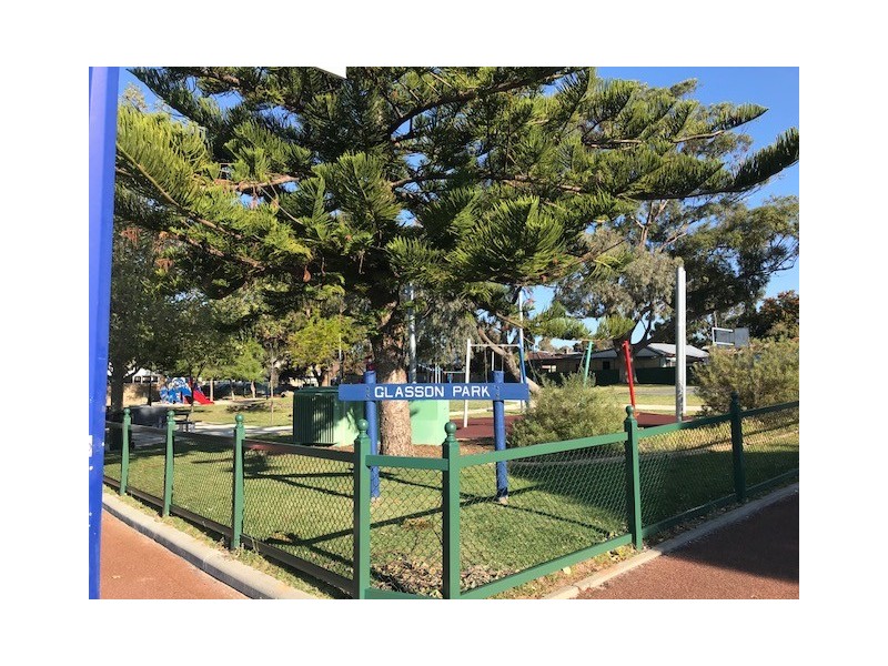 4 Marmion Street, East Fremantle WA 6158