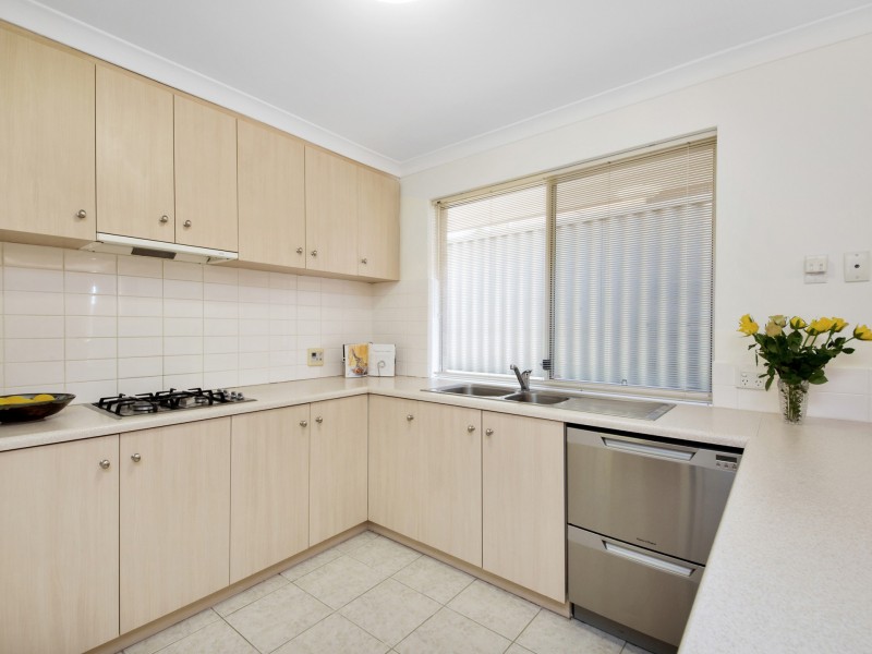 34B Burroughs Road, Karrinyup WA 6018