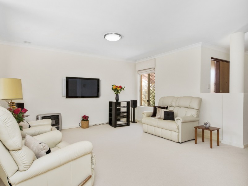 34B Burroughs Road, Karrinyup WA 6018