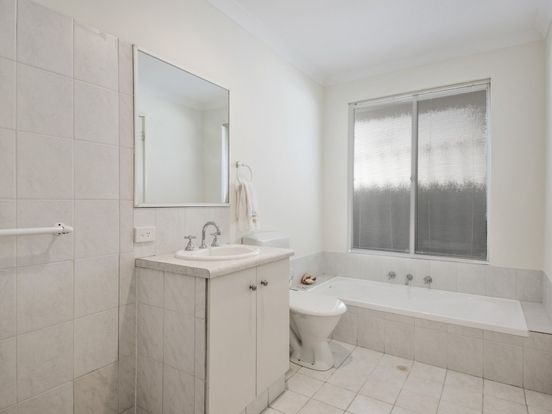 34B Burroughs Road, Karrinyup WA 6018