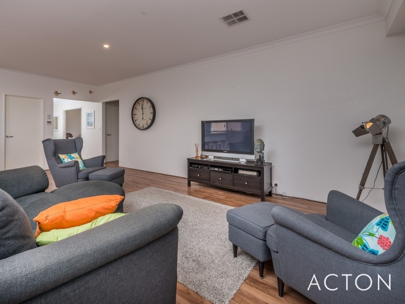 34 NEEDLETAIL AVENUE, Alkimos WA 6038