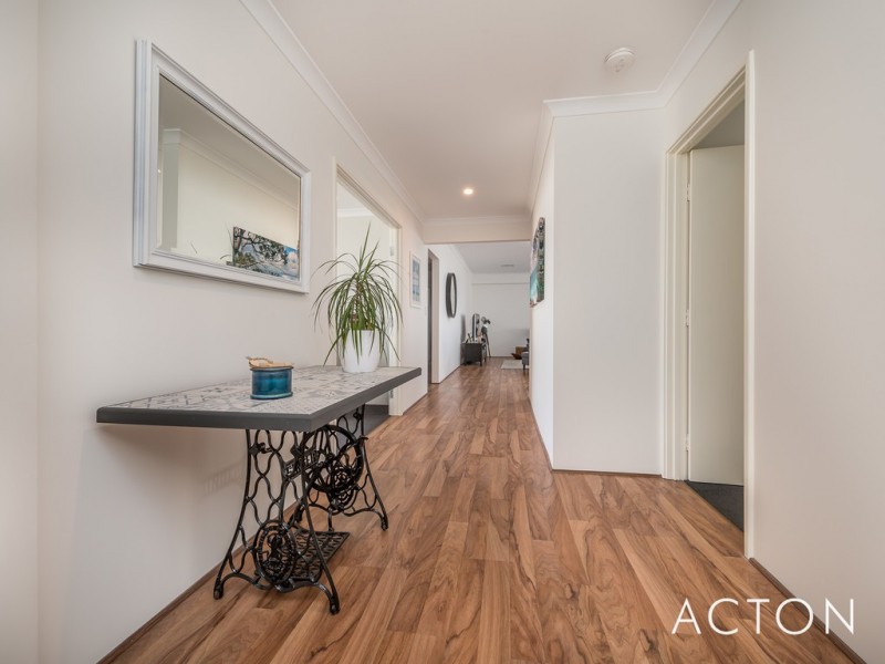 34 NEEDLETAIL AVENUE, Alkimos WA 6038