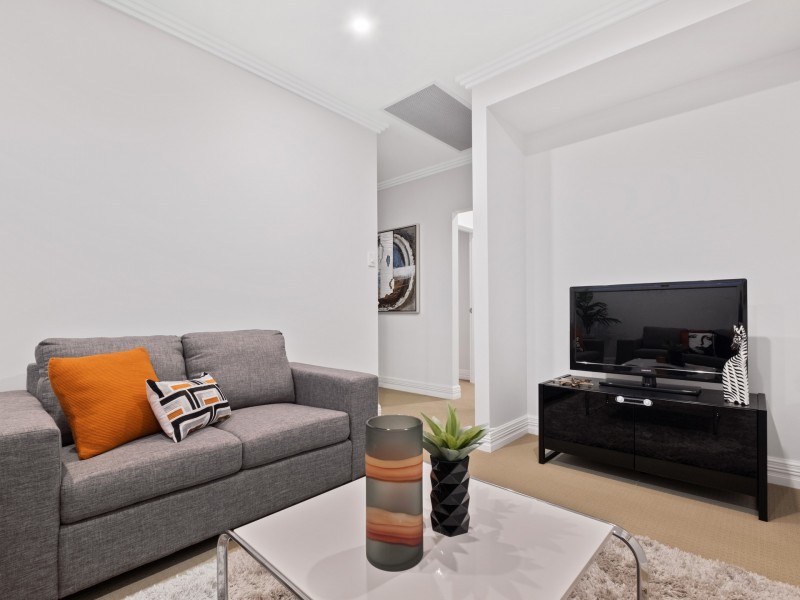 4/18 Parkinson Court, Hillarys WA 6025