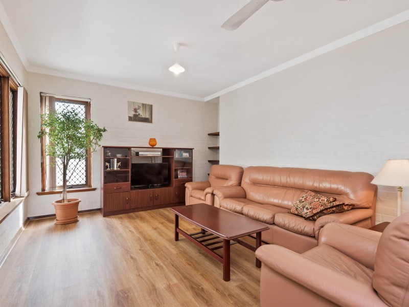 36B Unwin Avenue, Wembley Downs WA 6019