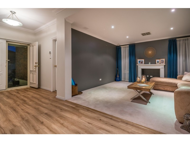11 MANTA PASS, Mindarie WA 6030