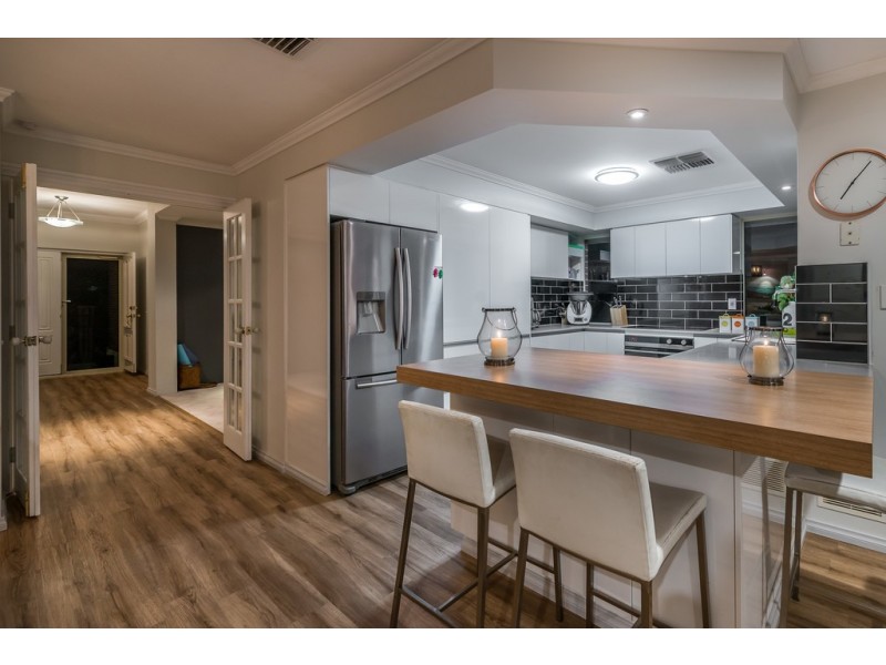 11 MANTA PASS, Mindarie WA 6030