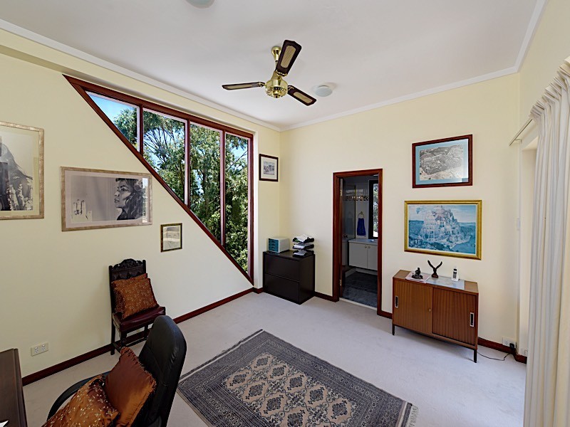 11 Takari Crescent, City Beach WA 6015