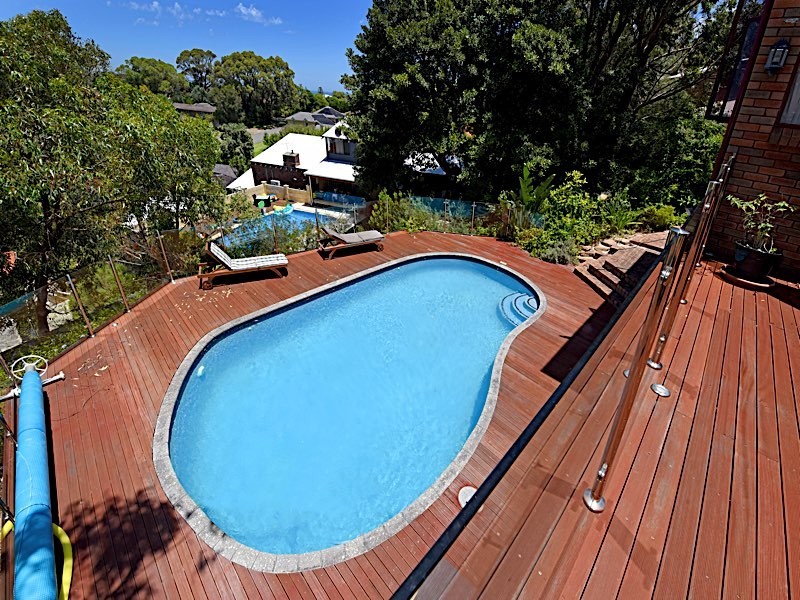 11 Takari Crescent, City Beach WA 6015