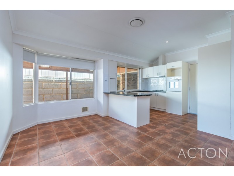 53 Kirkstall Drive, Hocking WA 6065