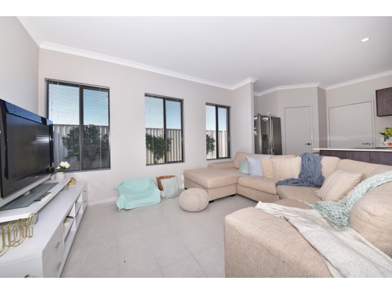 53 Comito Bend, Alkimos WA 6038