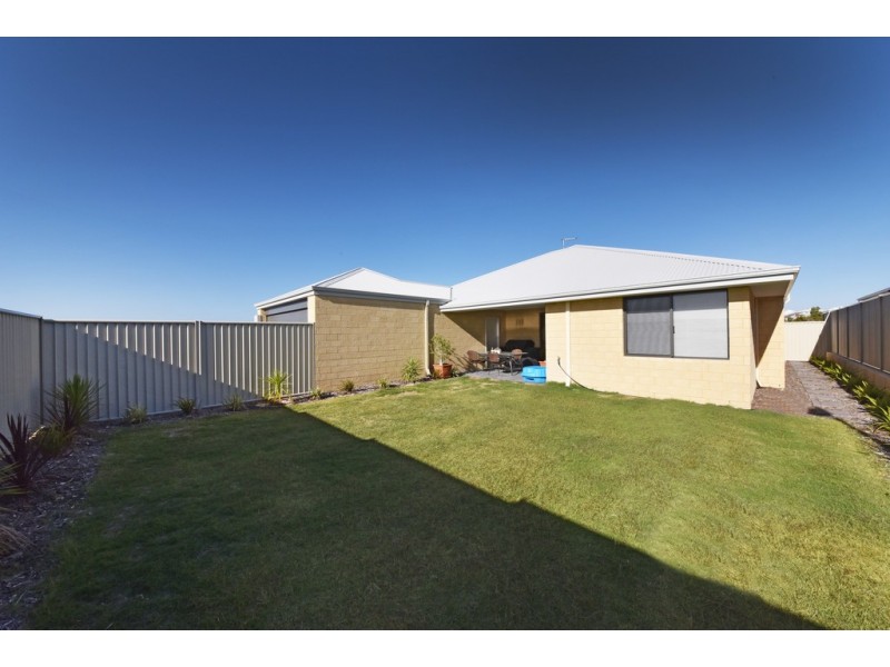 53 Comito Bend, Alkimos WA 6038