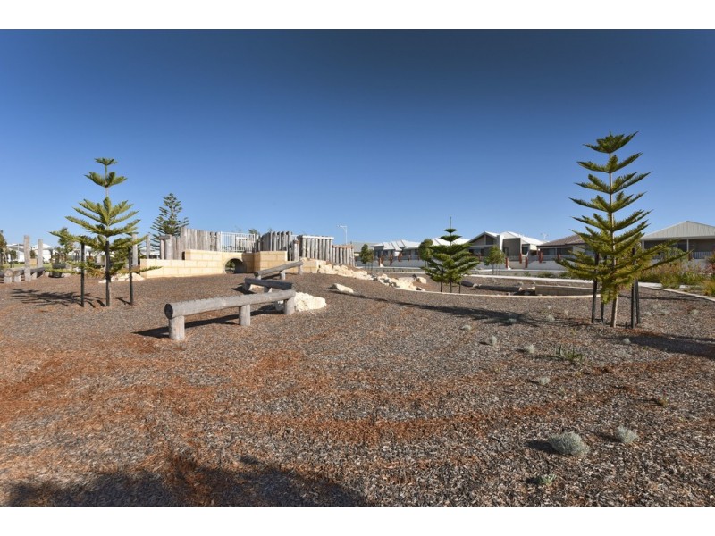 53 Comito Bend, Alkimos WA 6038