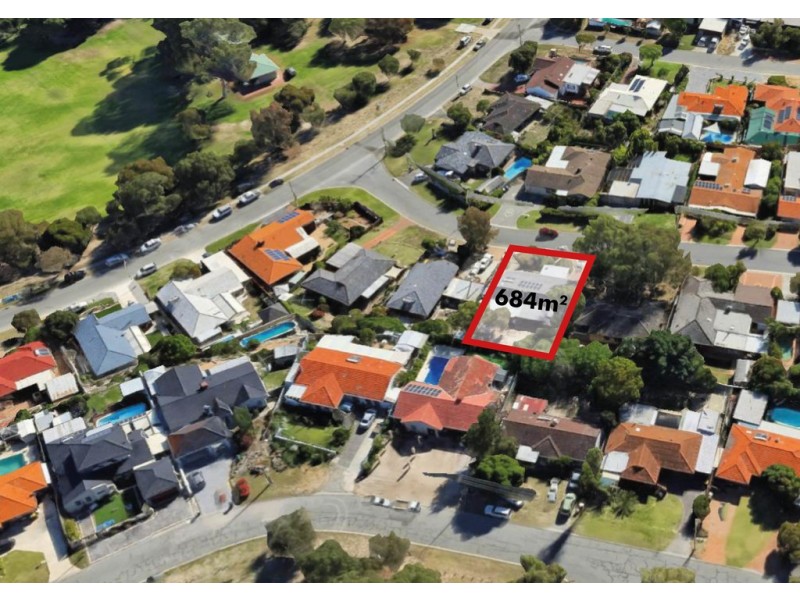 8 Monkhouse Way, Hillarys WA 6025