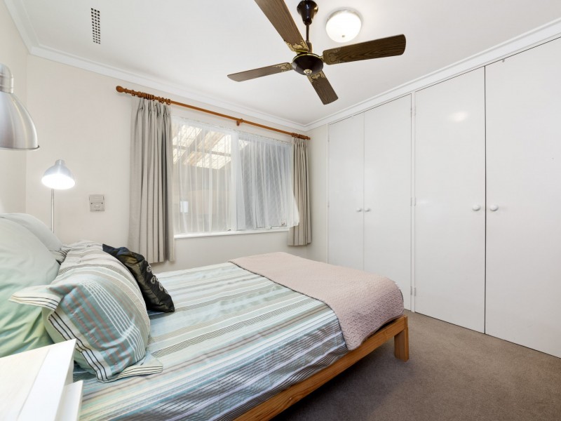 8 Monkhouse Way, Hillarys WA 6025