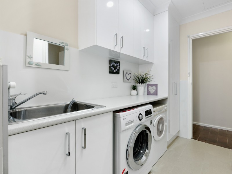 8 Monkhouse Way, Hillarys WA 6025