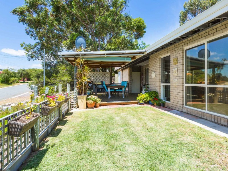 8 Monkhouse Way, Hillarys WA 6025