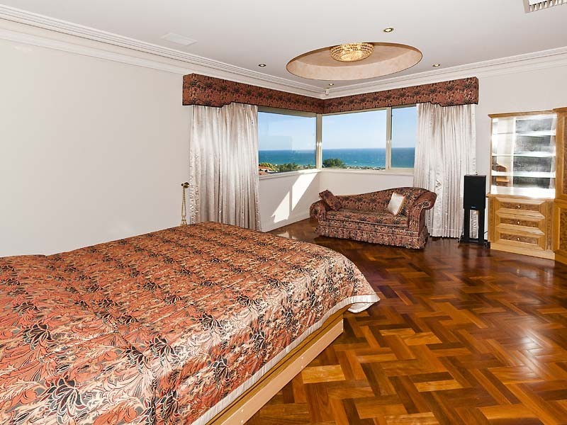 21 Weelara Road, City Beach WA 6015