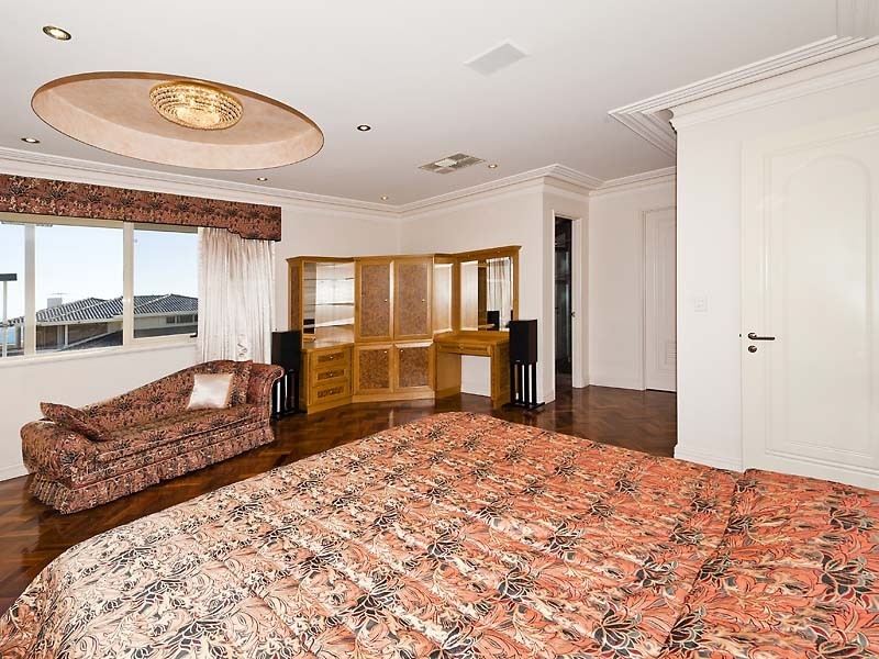 21 Weelara Road, City Beach WA 6015