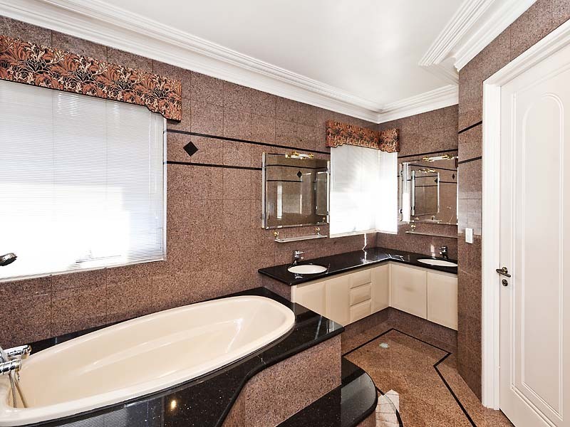 21 Weelara Road, City Beach WA 6015