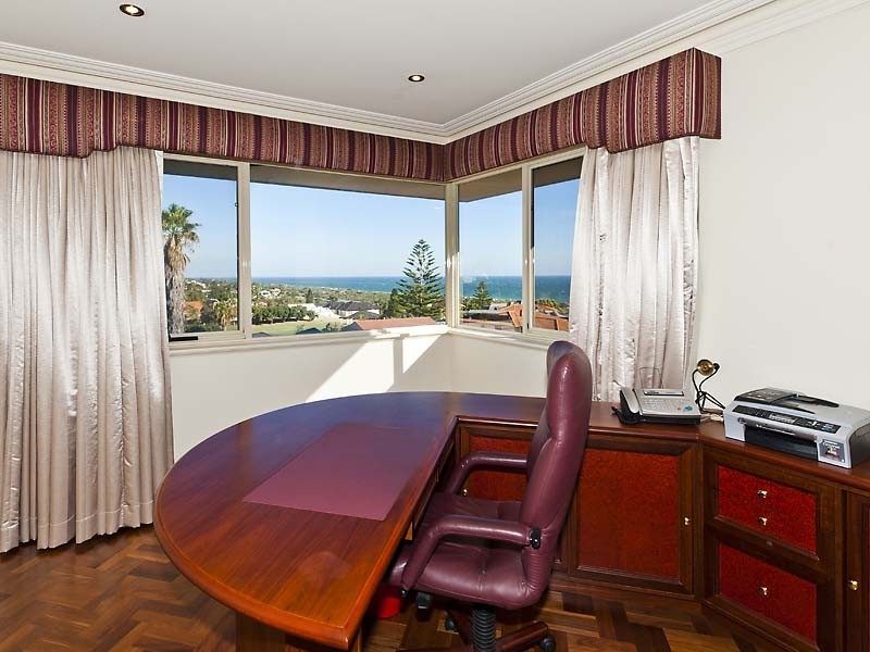 21 Weelara Road, City Beach WA 6015