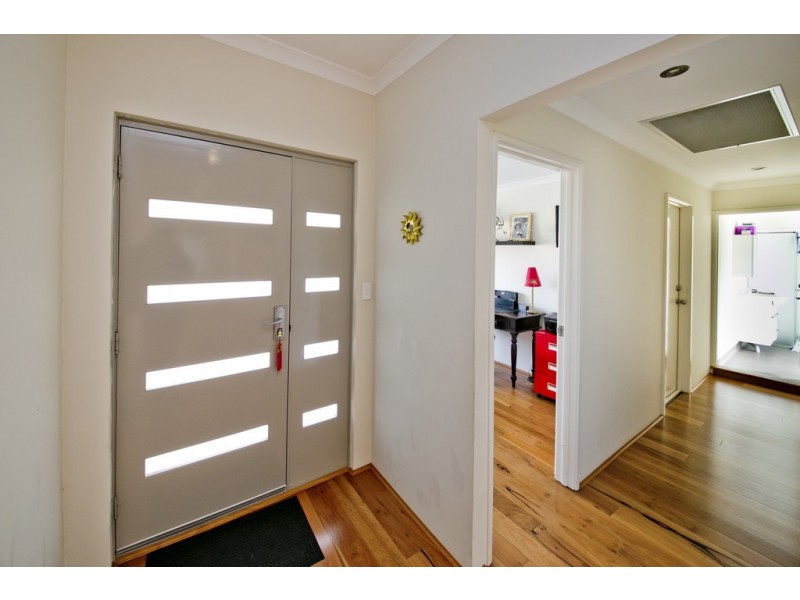 3 Sunbird Way, Gwelup WA 6018