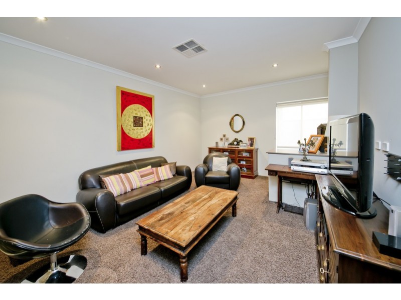 3 Sunbird Way, Gwelup WA 6018