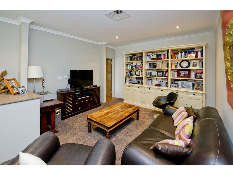 3 Sunbird Way, Gwelup WA 6018