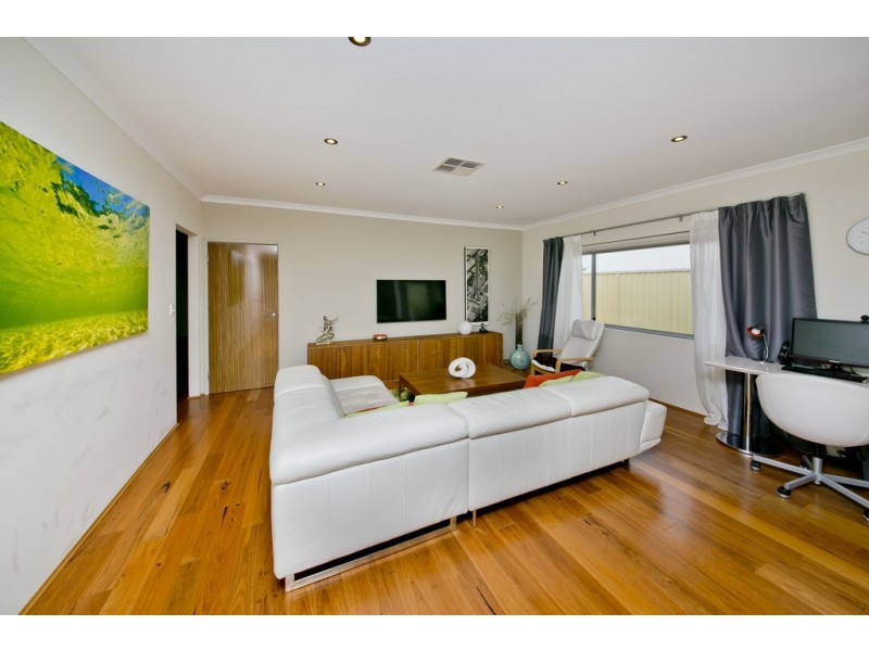 3 Sunbird Way, Gwelup WA 6018