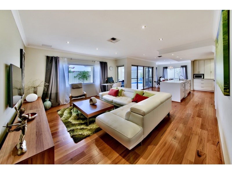 3 Sunbird Way, Gwelup WA 6018