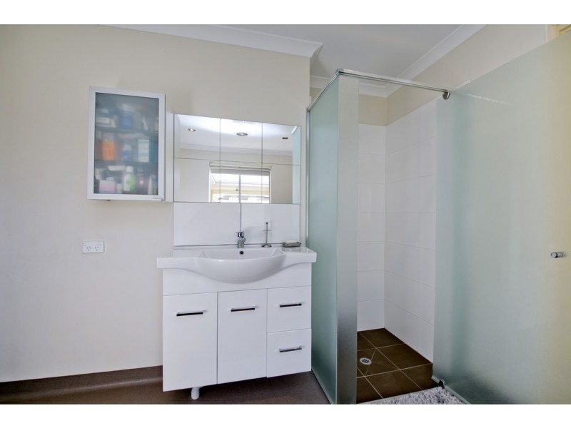 3 Sunbird Way, Gwelup WA 6018