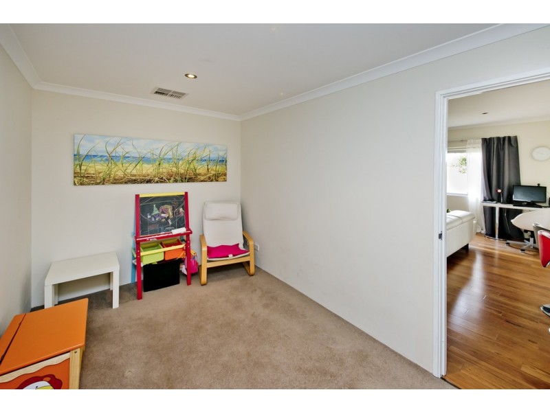 3 Sunbird Way, Gwelup WA 6018