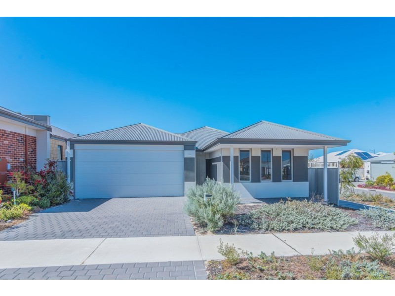 33 Quoll Mews, Alkimos WA 6038