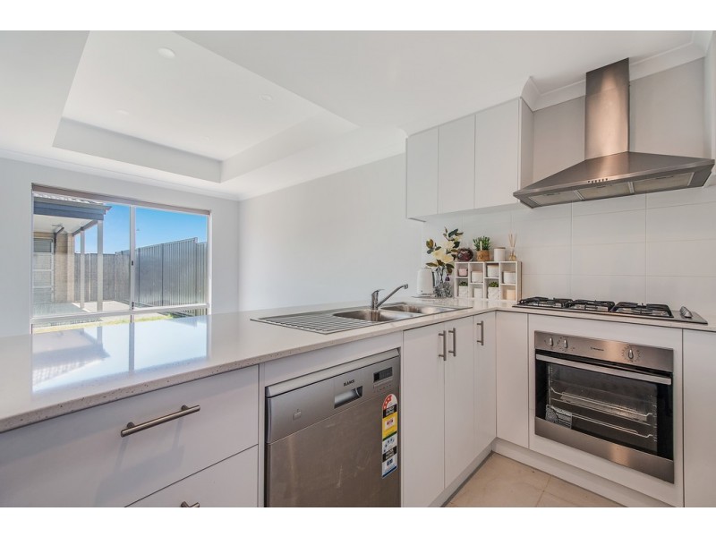 21 Saunton Way, Ridgewood WA 6030