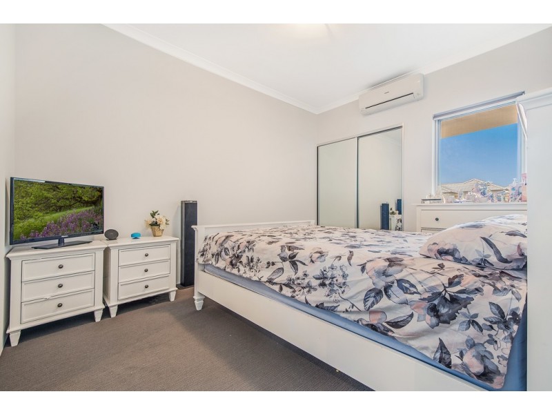 21 Saunton Way, Ridgewood WA 6030