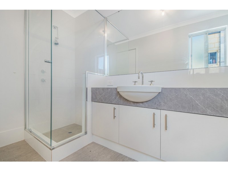 21 Saunton Way, Ridgewood WA 6030