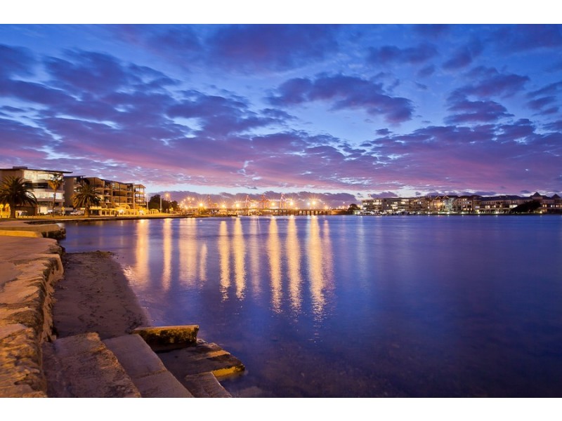 13 Riverside Road, East Fremantle WA 6158