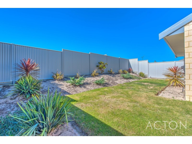 13 Amsterdam Crescent, Alkimos WA 6038
