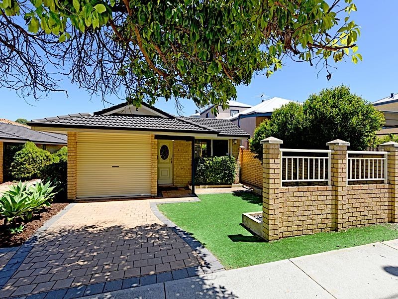 8/135 Alice Street, Doubleview WA 6018