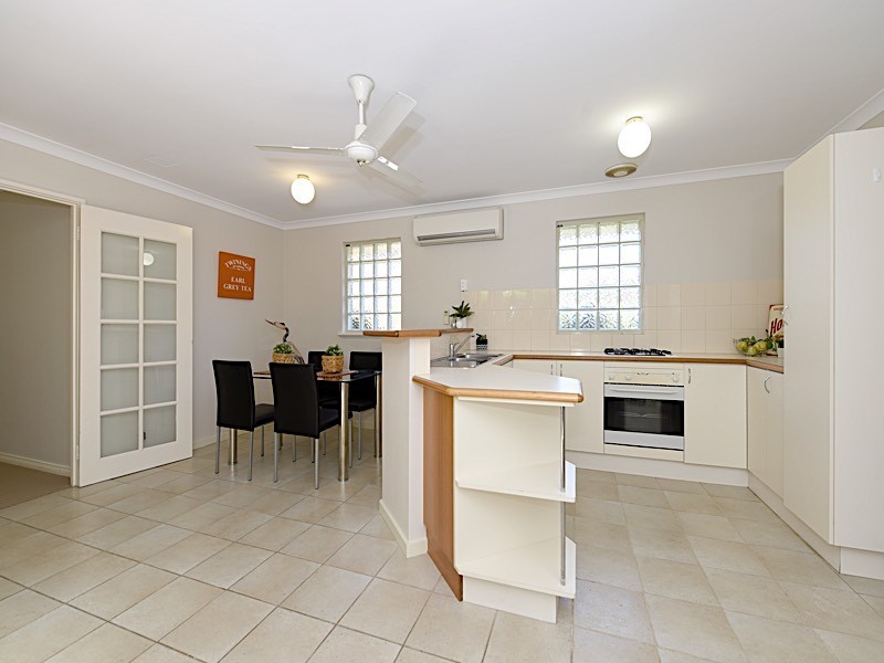 8/135 Alice Street, Doubleview WA 6018