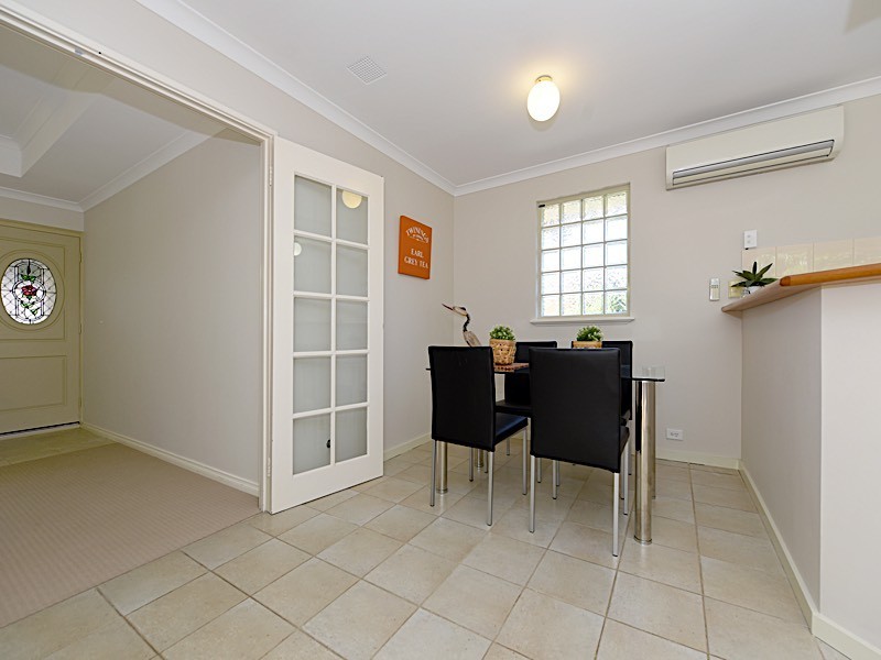 8/135 Alice Street, Doubleview WA 6018
