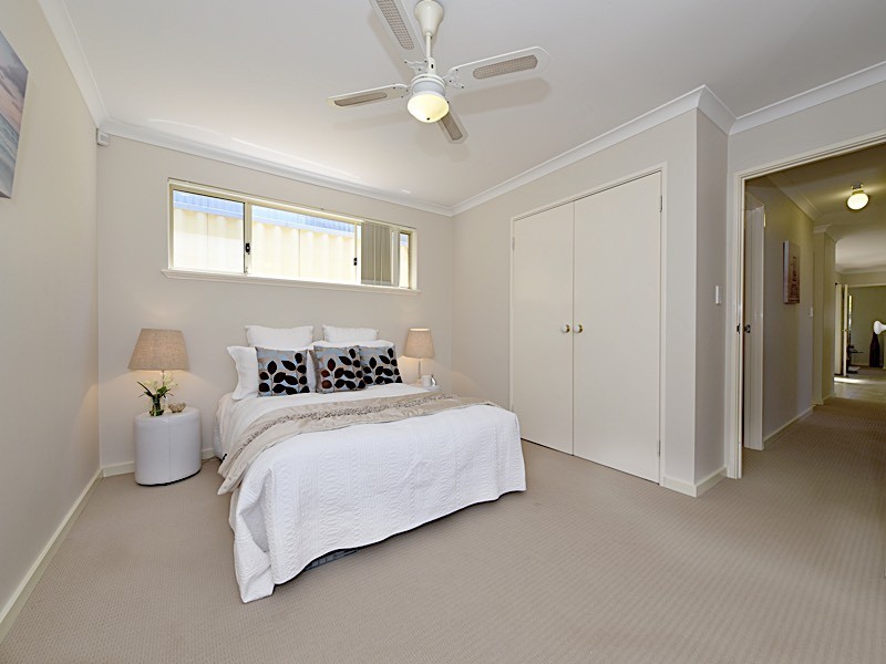 8/135 Alice Street, Doubleview WA 6018