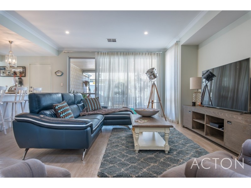 71 Trethowan Promenade, Alkimos WA 6038