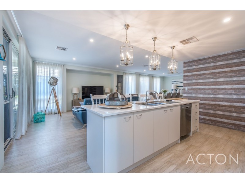 71 Trethowan Promenade, Alkimos WA 6038