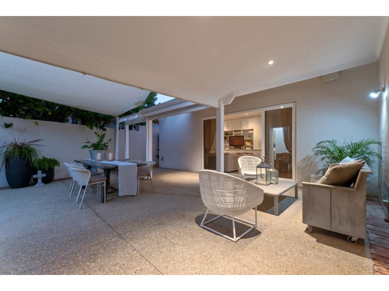 100 Evandale Street, Floreat WA 6014